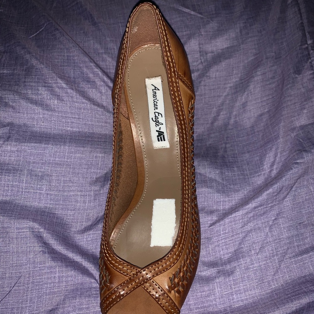 Pumps - Picture 2 of 2